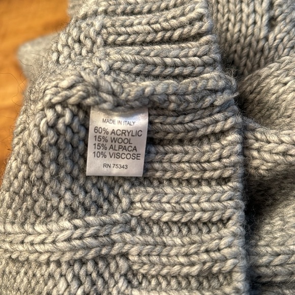 Elsamanda Cable Knit Turtleneck Sweater L - Picture 6 of 9